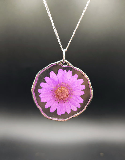 Daisy Necklace