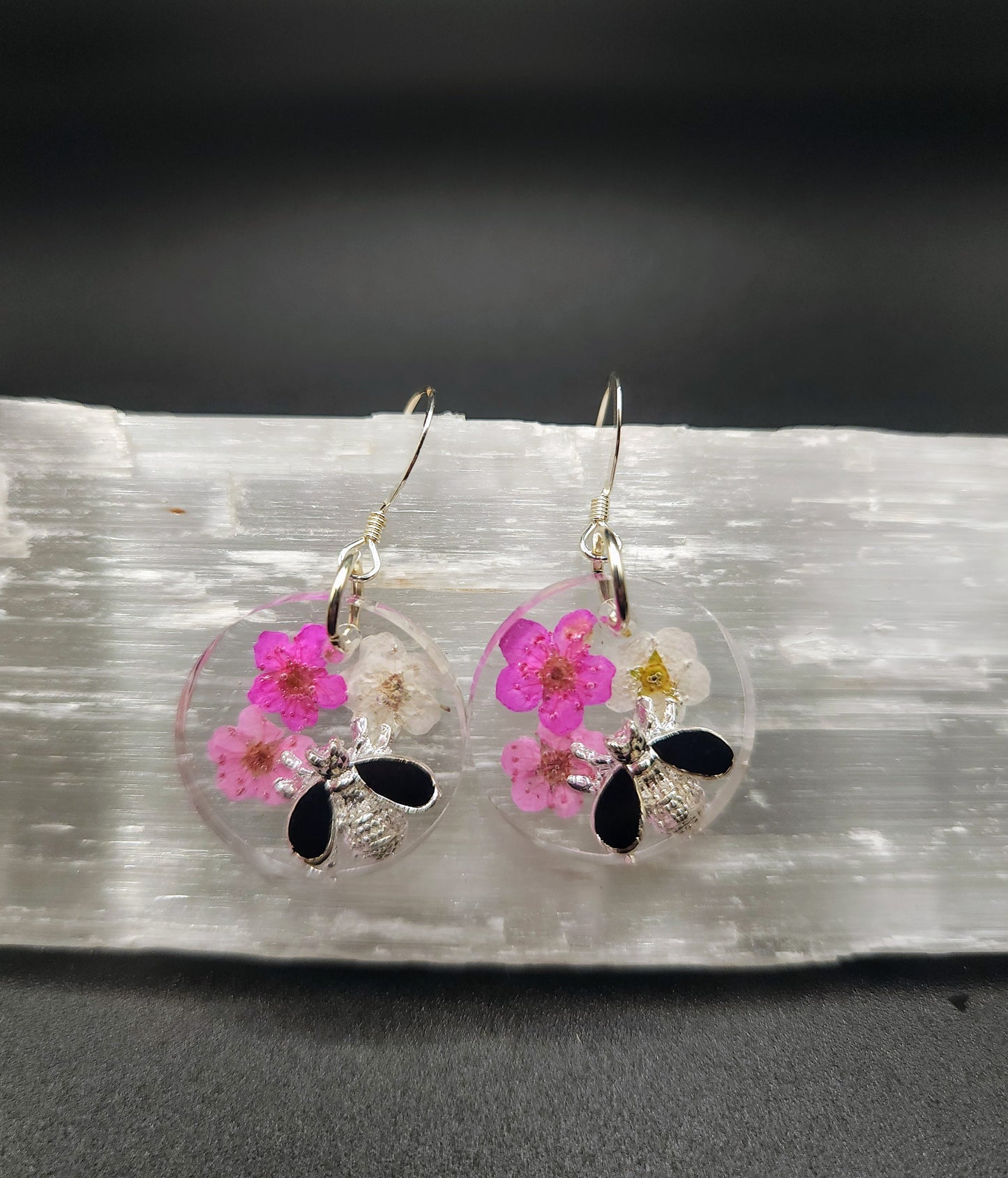 Small Pink Narcissus & Bee Dangles
